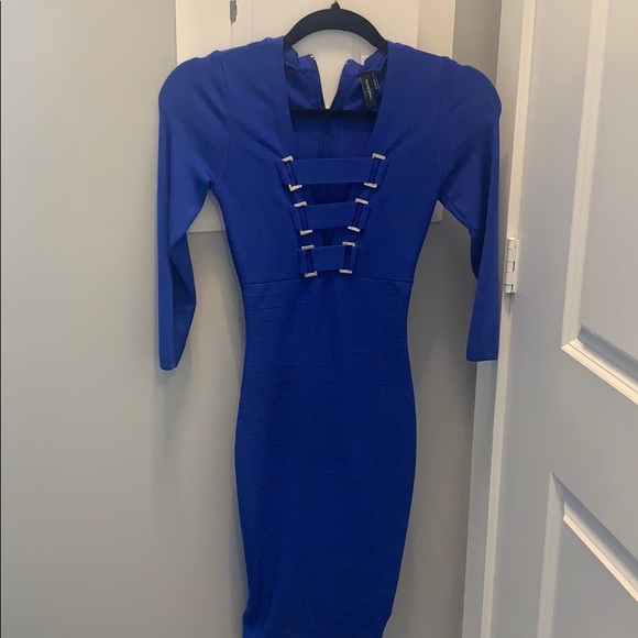 Blue dress - Picture 1 of 3